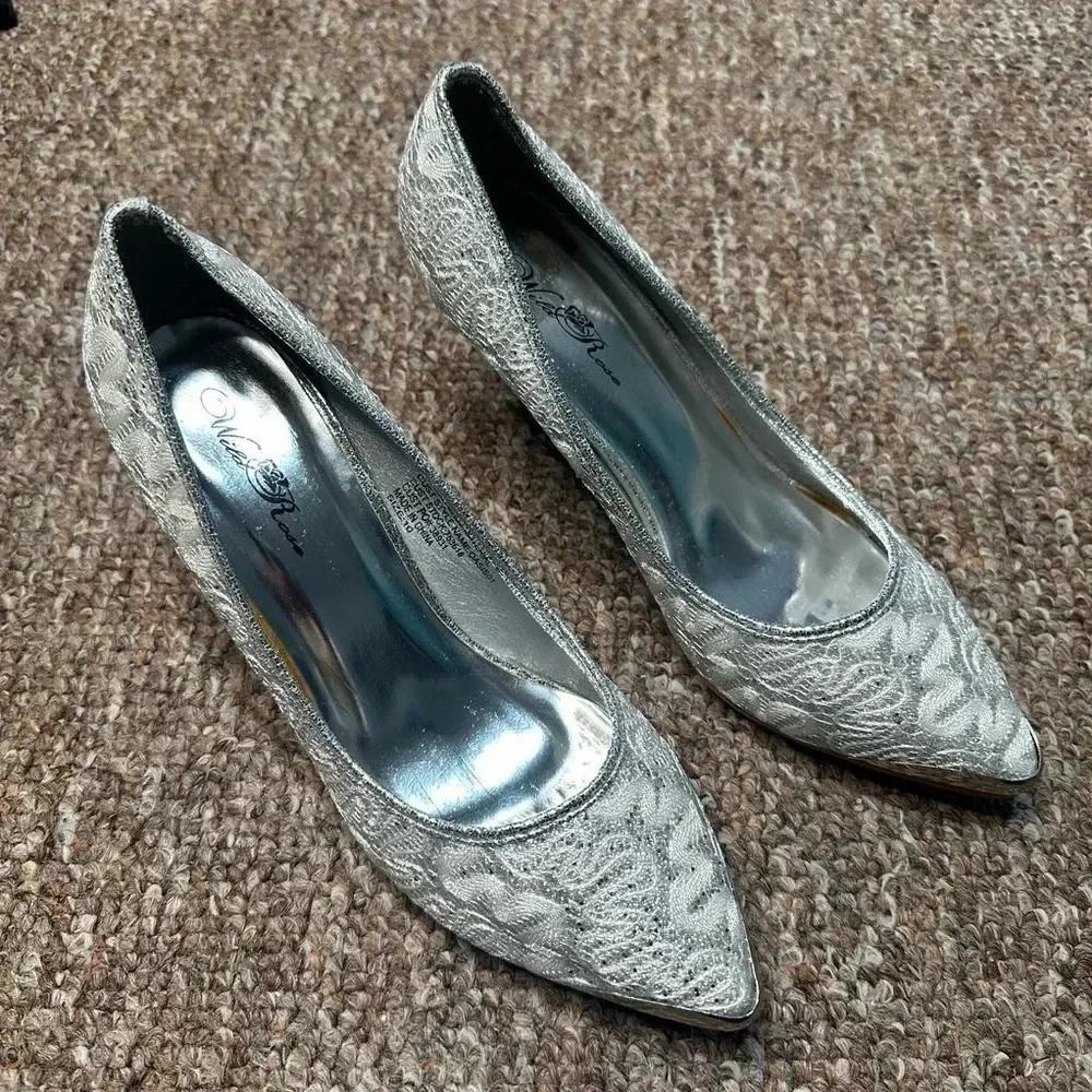 Wild Rose bedazzled NWOT size 10 - Picture 6 of 8